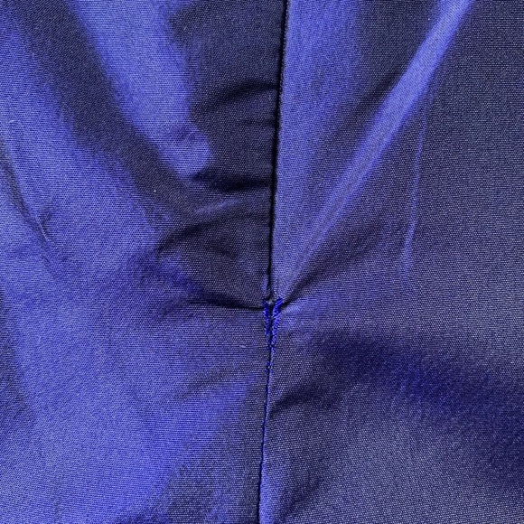 Stunning Monsoon Silk Long maxi dress
Sleeveless
Purple black two tone UK 18 - Picture 5 of 14